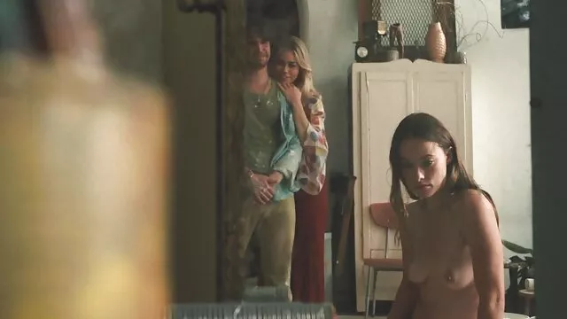 Kvalitatīvs :  Šis netīrais puisis ir saistīts ar kājām, un brunete to zina Cool porno filmas 