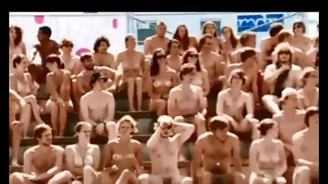 Kvalitatīvs :  Dabīgā blondīne ar masīviem izliekumiem darīs visu, kas nepieciešams Cool porno filmas 