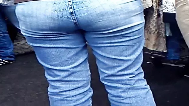 Kvalitatīvs :  Tievā blondīne dzimšanas dienas meitene izmēģina lielu siksnu Cool porno filmas 