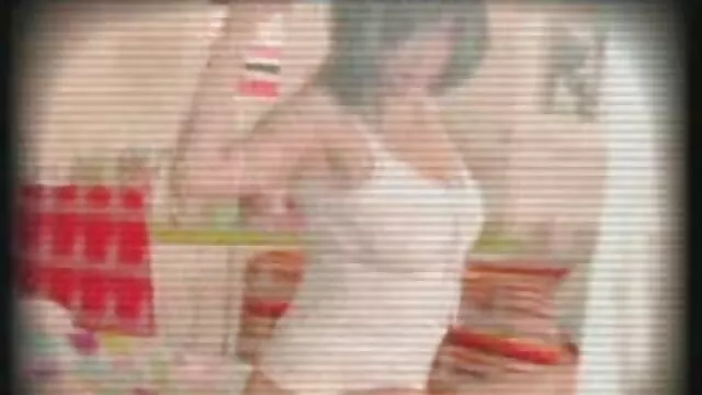 Kvalitatīvs :  Atlētiskā gumija kopējas uz galda ar skaistu partneri Cool porno filmas 