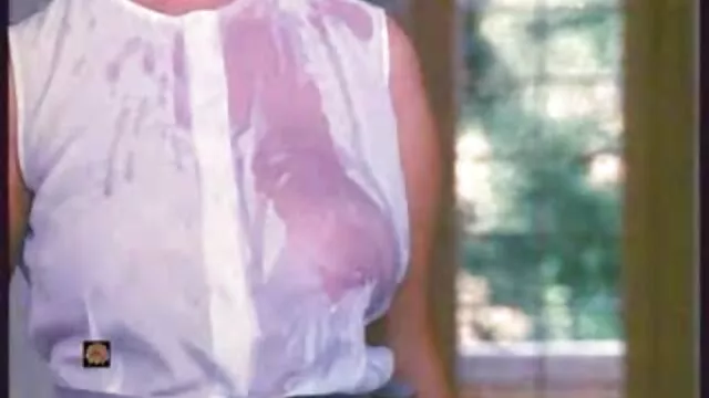 Kvalitatīvs :  Nežēlīgi porno cāļi, kam ir orālā seksa aina Cool porno filmas 