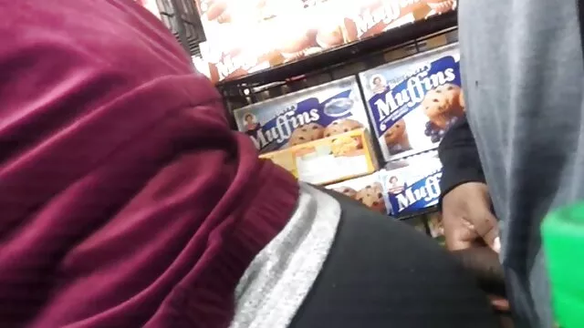 Kvalitatīvs : Žilbinoša teen cutie sucks un fucks pieredzējis puisis's gailis Cool porno filmas