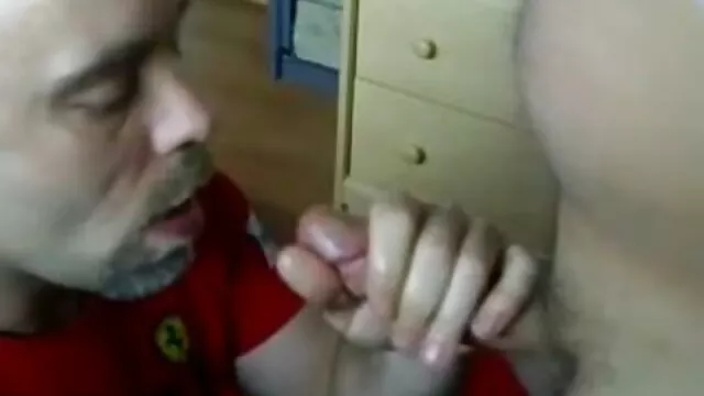 Kvalitatīvs :  Japāņu mīlulis ir spiests sūkāt gailīti un veikt dziļo rīkli Cool porno filmas 