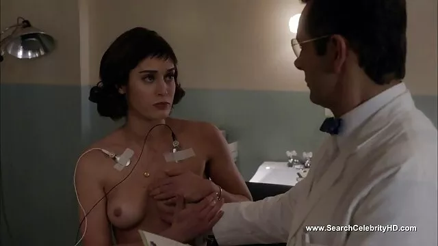 Kvalitatīvs :  Bald stud krāpj draudzeni ar valdzinoši iedegušo mazuli Cool porno filmas 