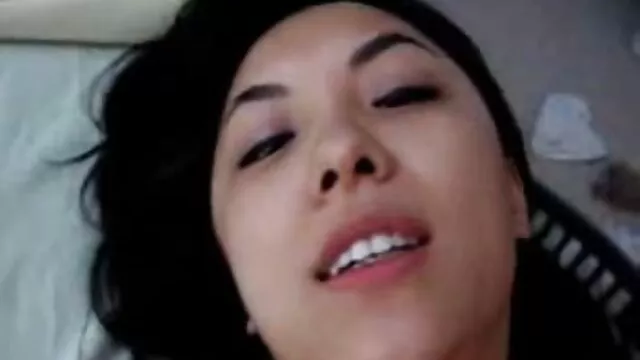 Kvalitatīvs :  Viltīgā hottie pavedina melnādaino priekšnieku, cerot palīdzēt savam vīram Cool porno filmas 